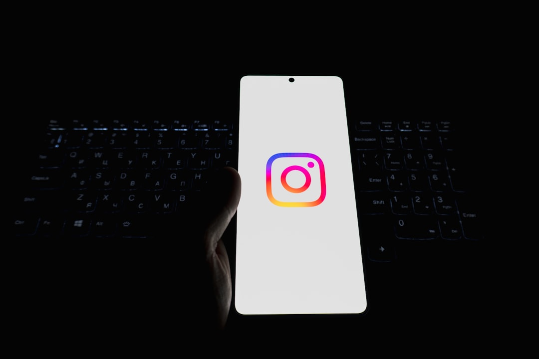 entdecken sie das instagram-algorithmus-reset: wie sich der neue algorithmus auf ihre reichweite und interaktionen auswirkt und wie sie ihre strategie erfolgreich anpassen können.